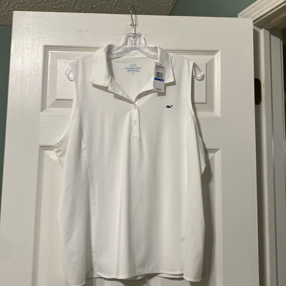 Vineyard Vines NWT, white polo sleeveless XL ladies